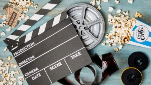 Bild som visar kclipboard som används vid filminspelning. Läs om de bästa svenska filmerna genom tiderna.